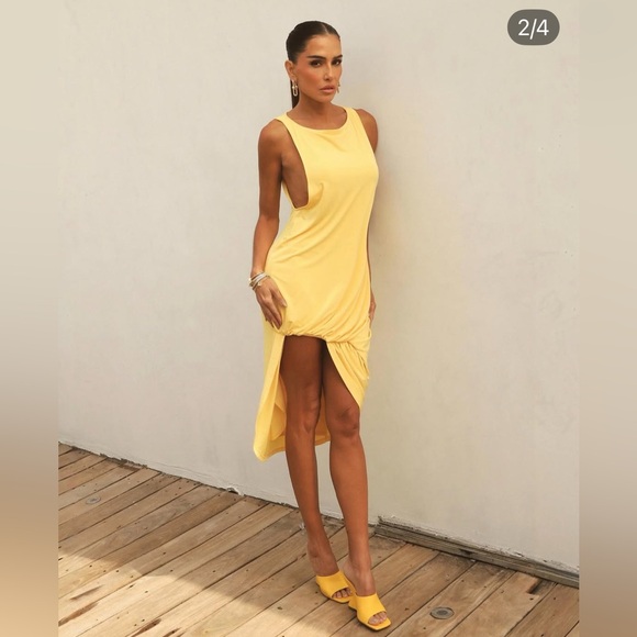 JACQUEMUS La Robe Peplo Courte Dress in Yellow Size XS $895 - Picture 3 of 13